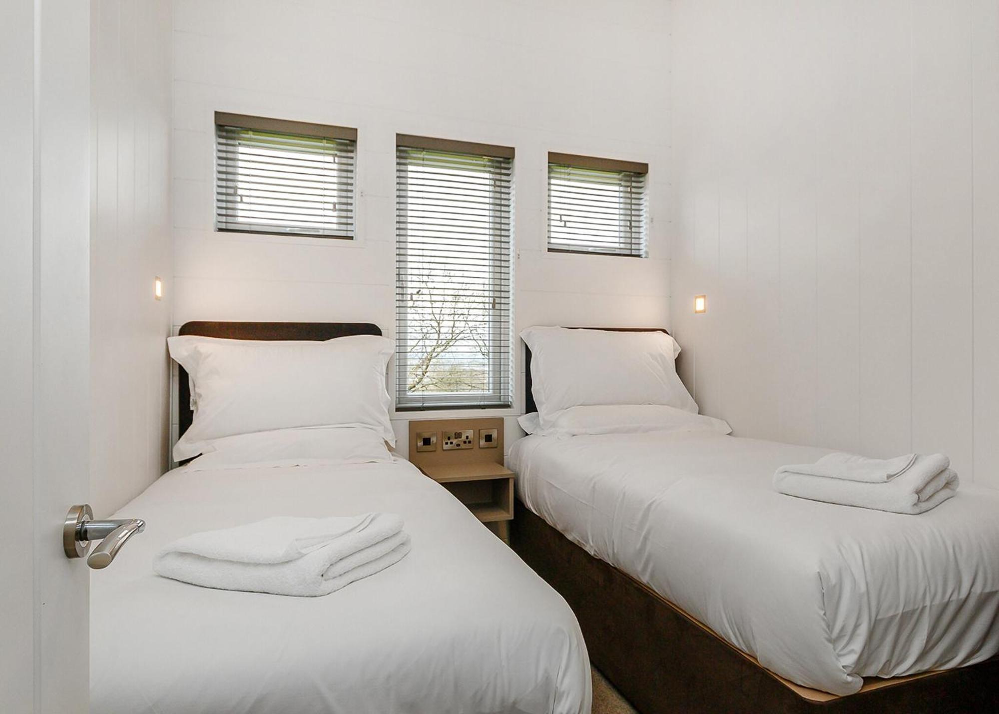 Cheddar Woods Resort And Spa Esterno foto